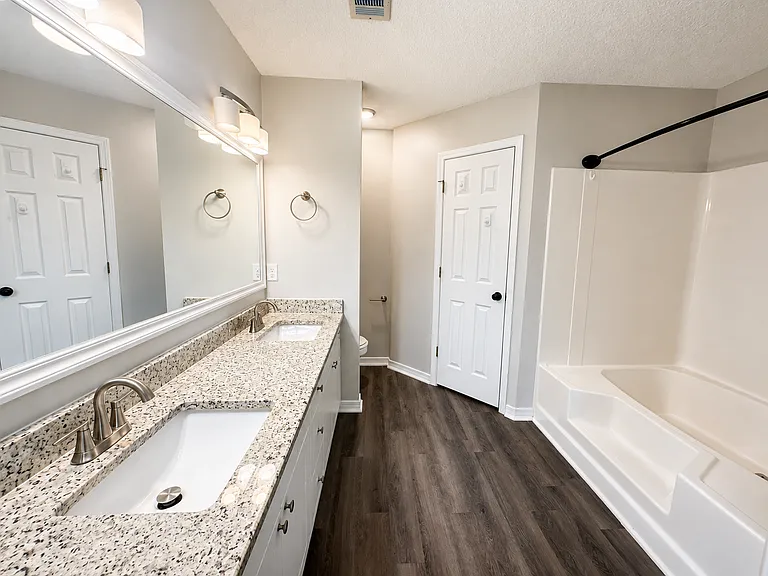 2722 Shalimar Dr — Photo 19