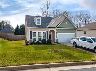 404 Summerwalk Rd, Greensboro, NC 27455