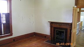 2nd image of 115 S Elm St