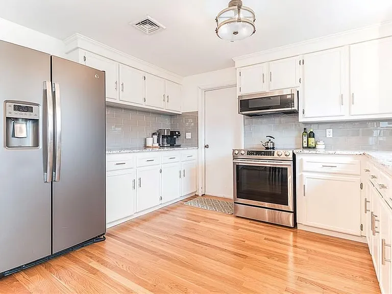 25 Stony Brook Dr — Photo 10