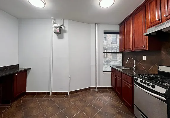 Rented by Keller Williams NYC | media 6