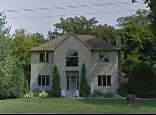 4900 Sleepy Hollow Rd, Greenwood, MN 55331