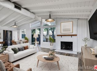 23125 Schumann Rd, Chatsworth, CA 91311