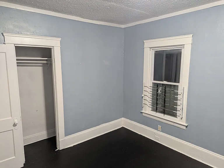 1863 Noble Rd #1 — Photo 14