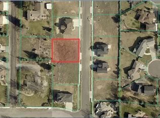 7513 N E St, Spokane, WA 99208