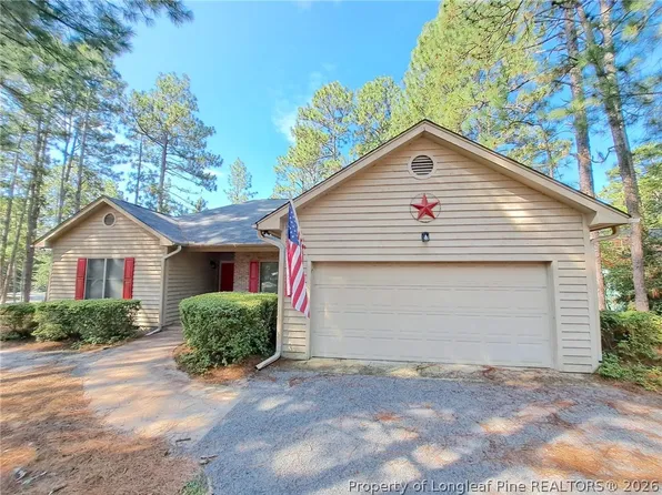 420 Sugar Pine Dr, Pinehurst, NC 28374