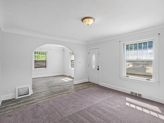5th image of 569 Hatch Ave
