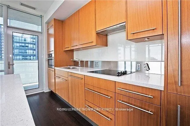 80 John St #2906 — Photo 7