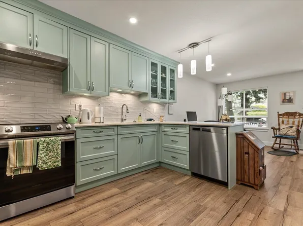 16318 82nd Ave #83, Surrey, BC V4N 0N9
