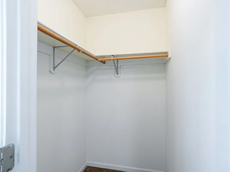 4401-4403 Cheryl Ct. — Photo 44