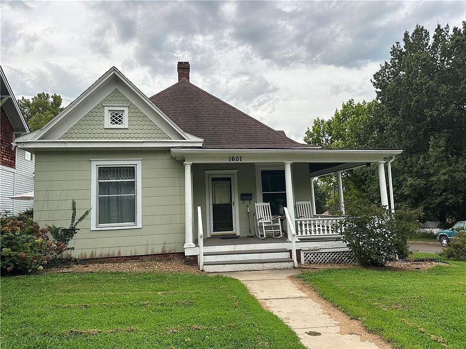 1st image of 1601 Bloom St