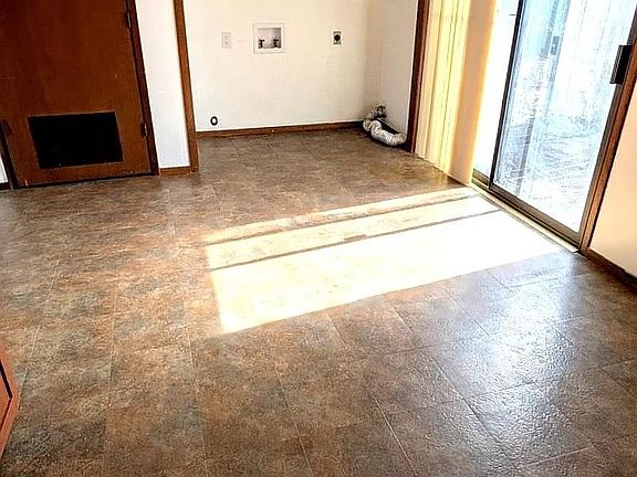5th image of 1207 E Scott Ave #1207