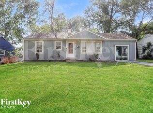 6004 Farley Ave, Raytown, MO 64133
