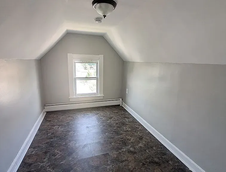200 Ogden St #2 — Photo 8