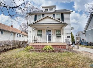 2816 Oak Grove Pl, Toledo, OH 43613