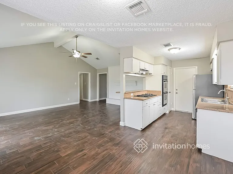 11122 Kirwin Ln — Photo 6