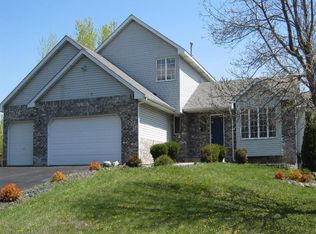 7825 Edgewood Dr, Mounds View, MN 55112