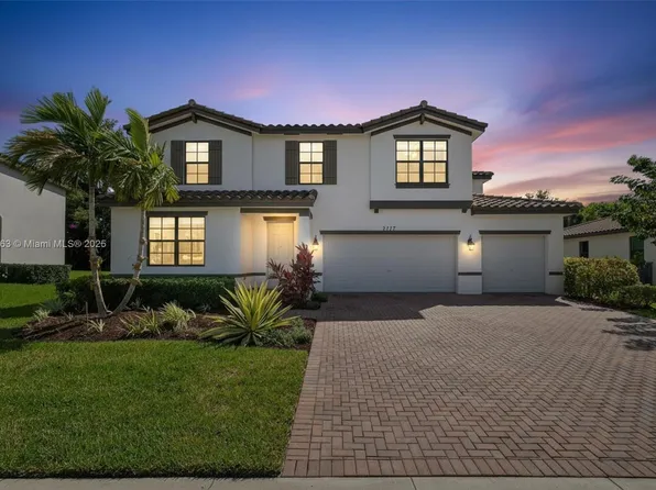 3117 Streng Ln, Royal Palm Beach, FL 33411