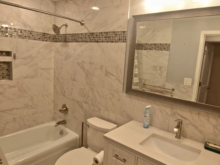4201 Lakeside Ave N #111 — Photo 6