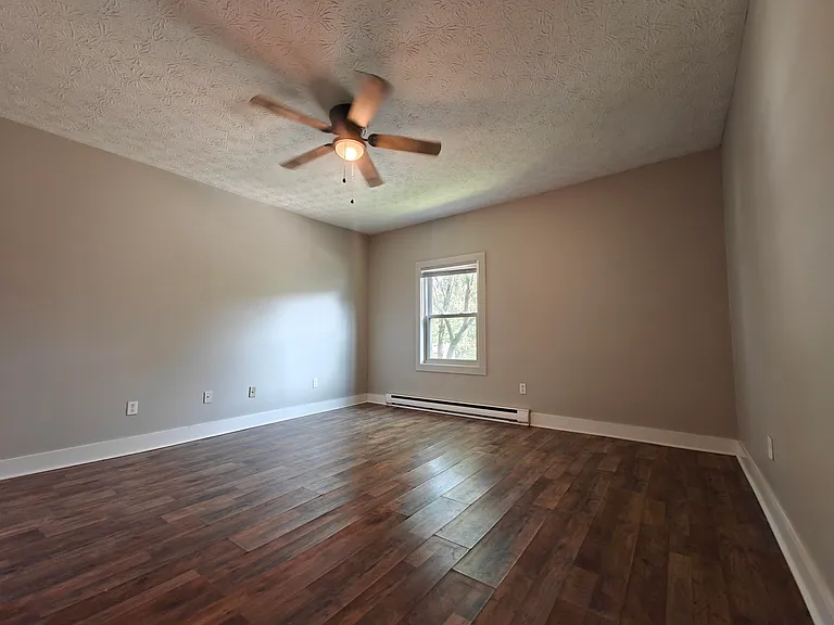 1725 Columbia St #3 — Photo 8