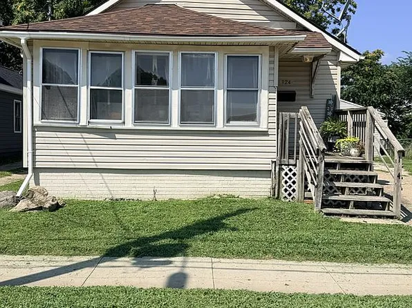 124 E 29th Ct, Des Moines, IA 50317