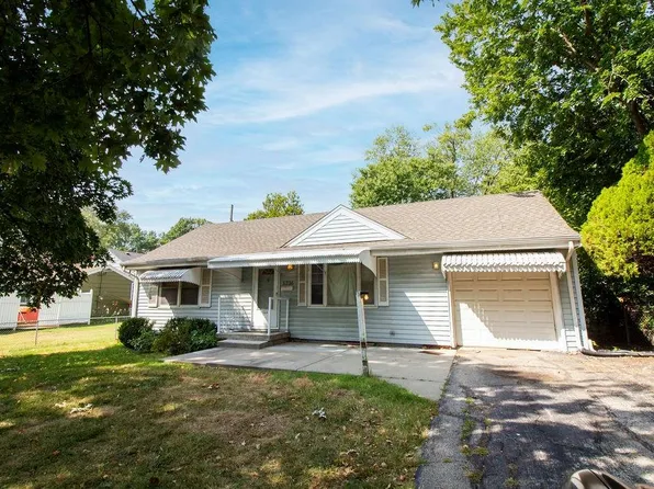 5736 Woodson St, Mission, KS 66202
