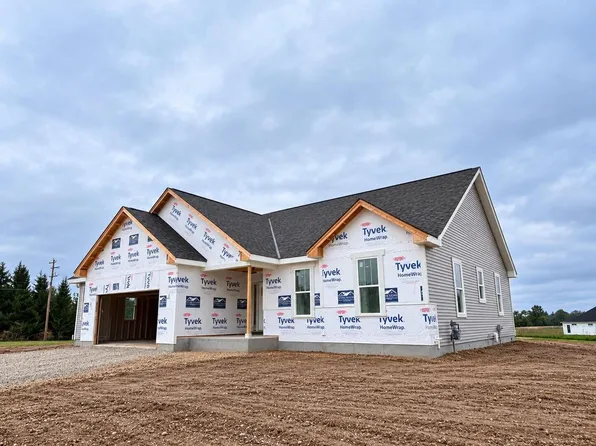 302 Bayberry LANE, Grafton, WI 53024