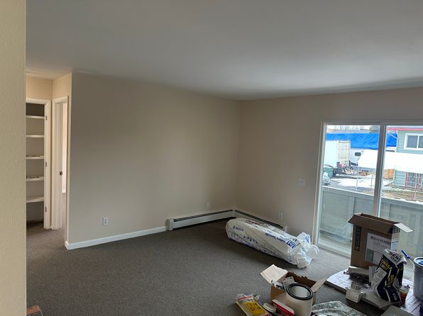 400 E 45th Ave #4