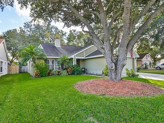 4th image of 1408 Cloverfield Dr
