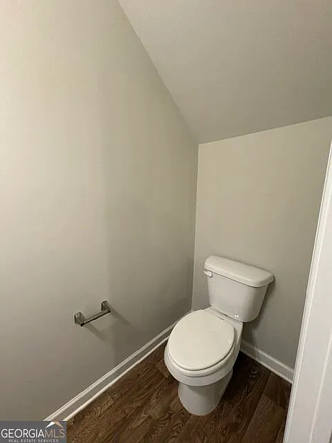 3 bed, 2.5 bath, 1864 sqft, $1,800 — Photo 4
