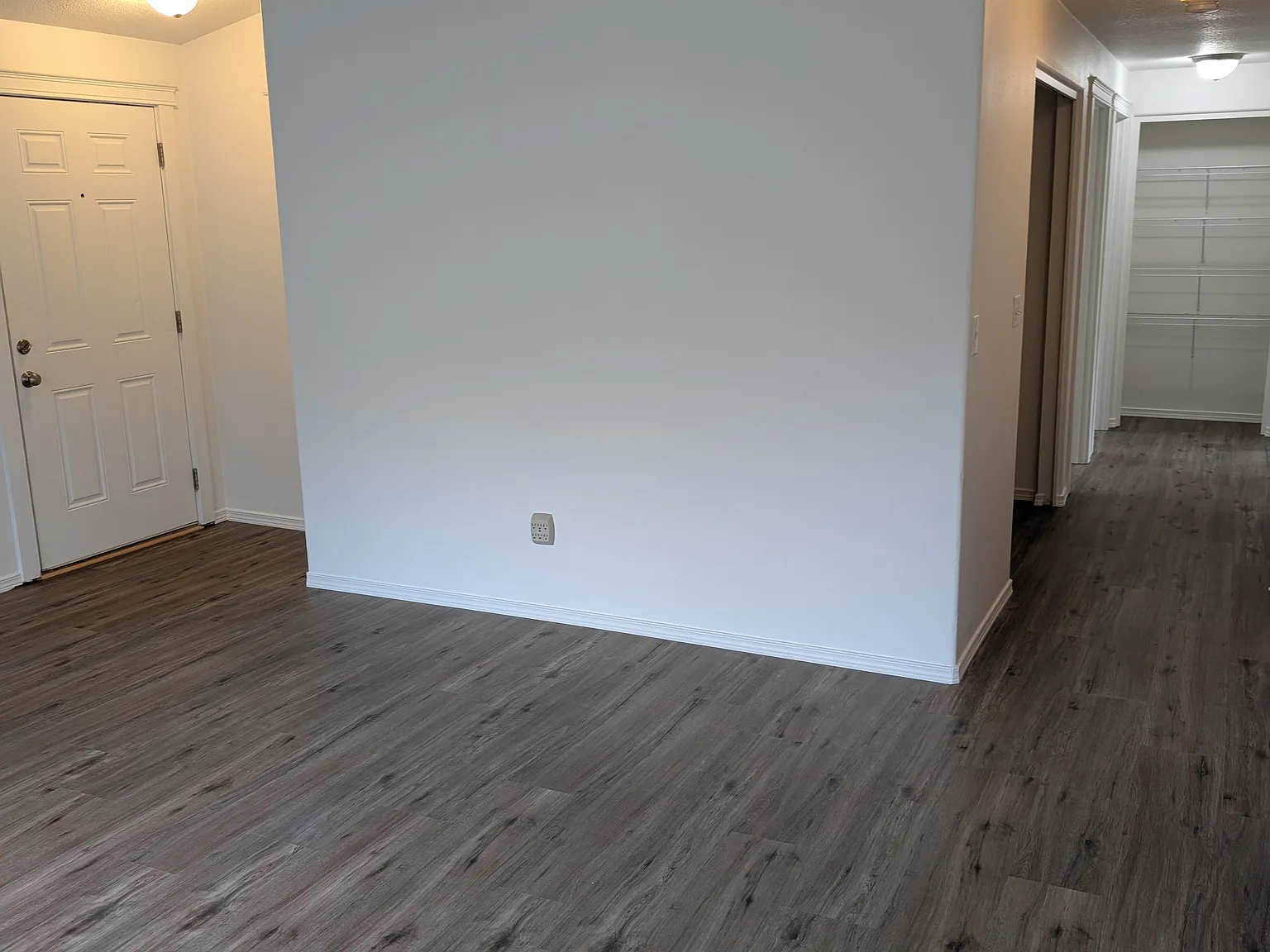 3 bed, 1092 sqft, $2,000 — Photo 3