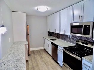 110 Kane St #2, West Hartford, CT 06119