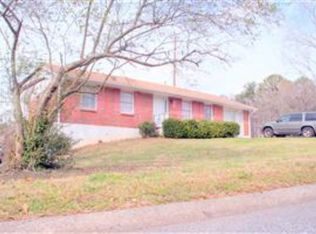 49 Green Valley Dr, Riverdale, GA 30274