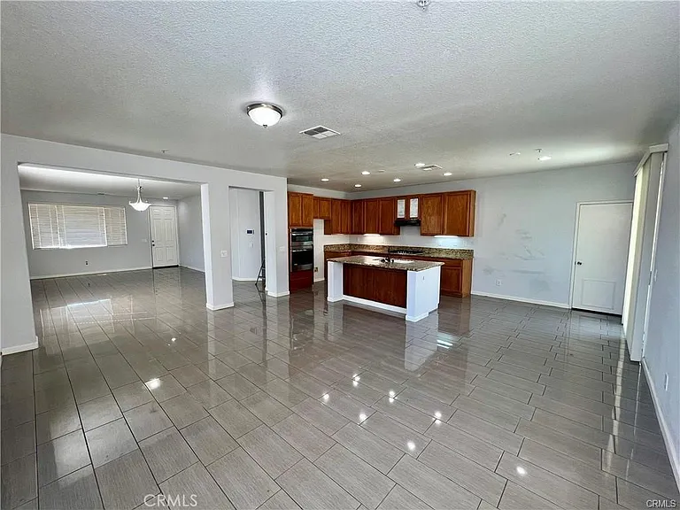 14962 Mount Palomar Ln — Photo 3