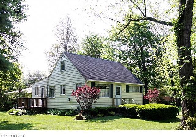 1st image of 1515 Yale Ave