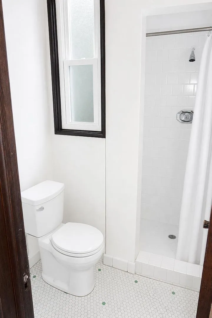 2511 Hearst Avenue — Photo 3