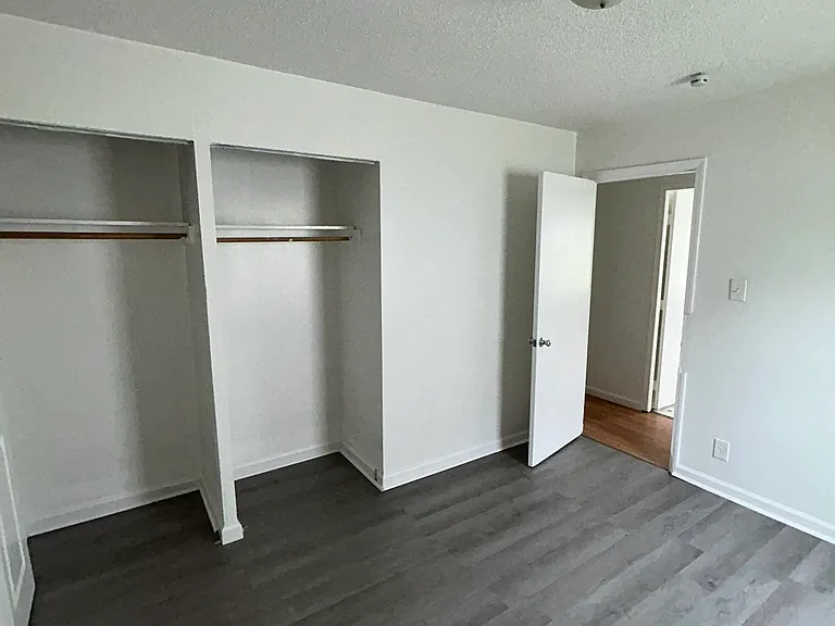722 Saint Paul Dr — Photo 6