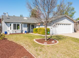 1310 Nighthawk Ln, Redding, CA 96003