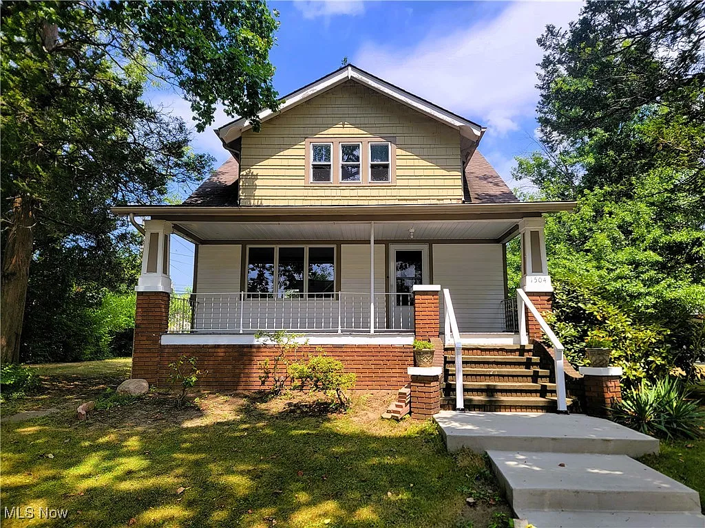 1504 Treadway Ave photo 1