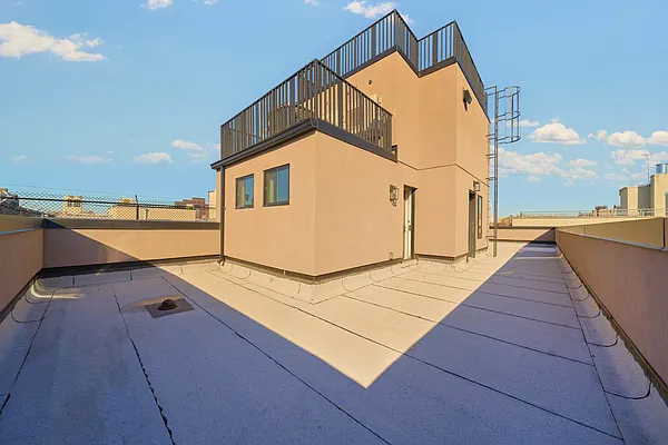 Rented by Living New York | media 22