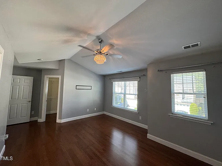 306 Meeting Hall Dr — Photo 18