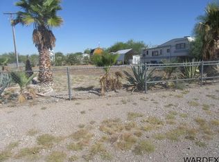 706 Emerald Dr, Quartzsite, AZ 85346