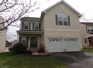 760 Jackson Rd, Stewartsville, NJ 08886