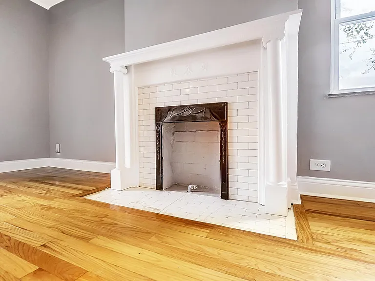 646 Park Ave #2 — Photo 4