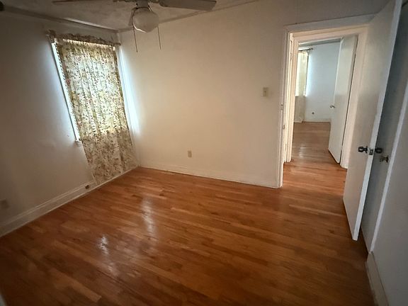4th image of 3826 William St