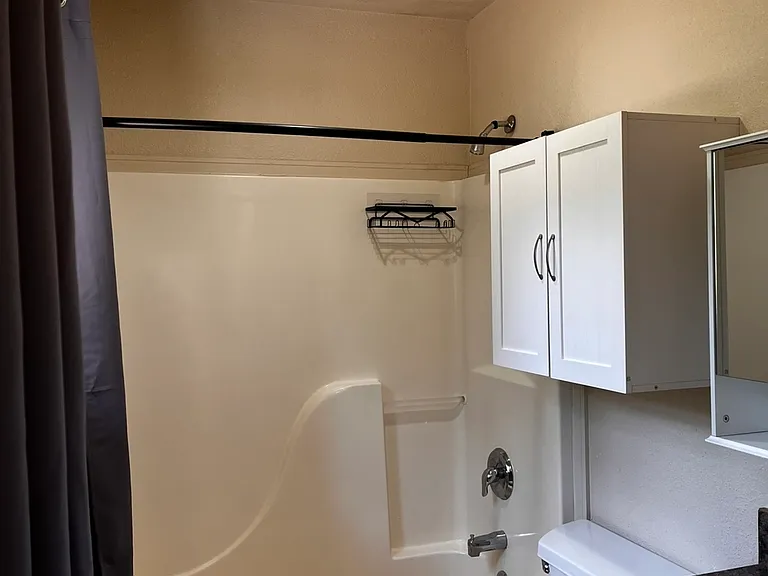 243 Pine St — Photo 5