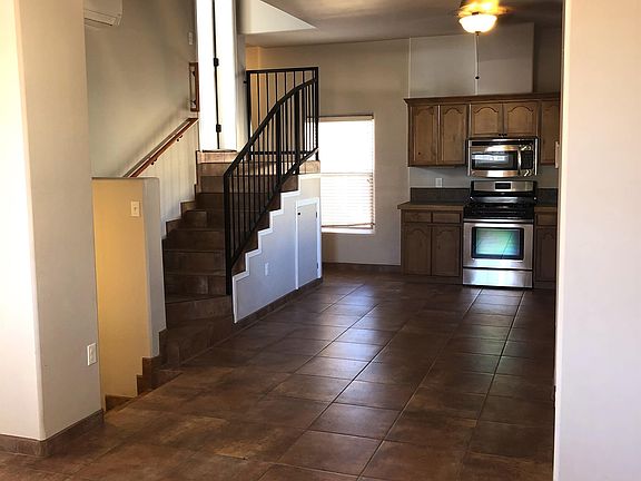 4th image of 517 N Tornillo St APT A
