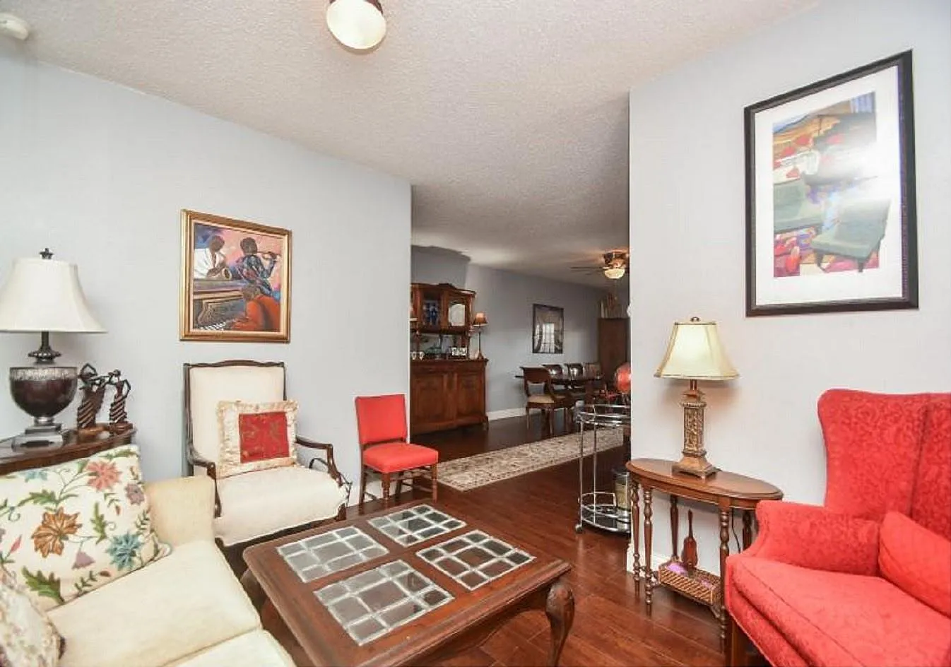 1 bed, 884 sqft, $1,200 — Photo 3