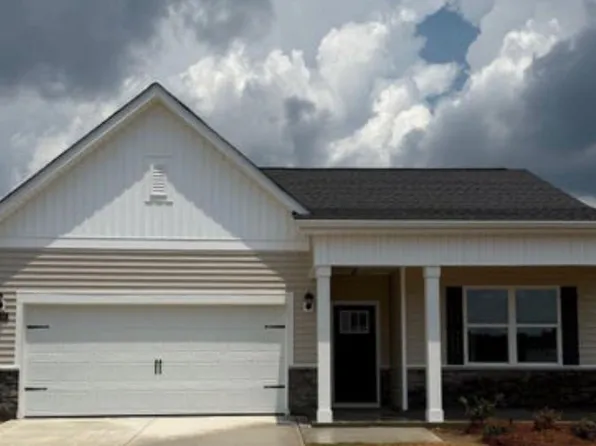 1125 Aviator Lane, Ayden, NC 28513