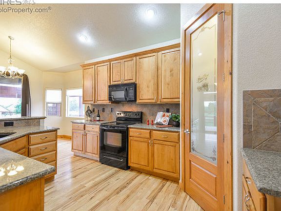 42" Cabinets and Pantry